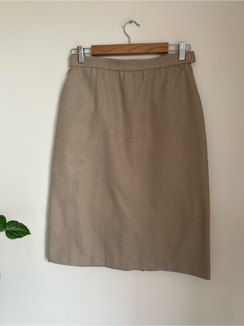 Classic Tan Wool-Blend Pencil Skirt